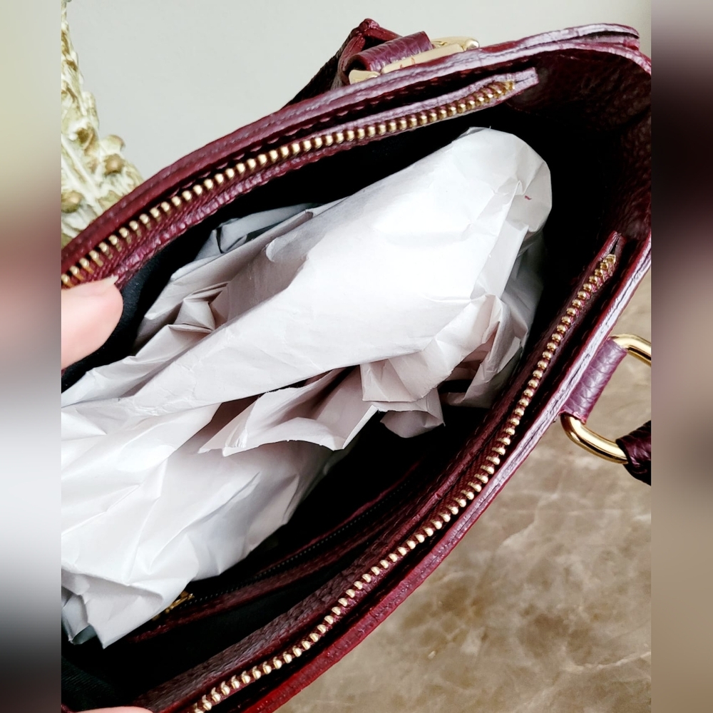Giorgia Milani 100%Genuine Pebbled Leather Elegant Burgundy Mini Handbag 9"×7"×4 - Picture 12 of 16